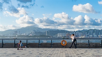 An uninterrupted view of Victoria Harbour and the skyline of Kowloon beyond is a major attraction for the park.